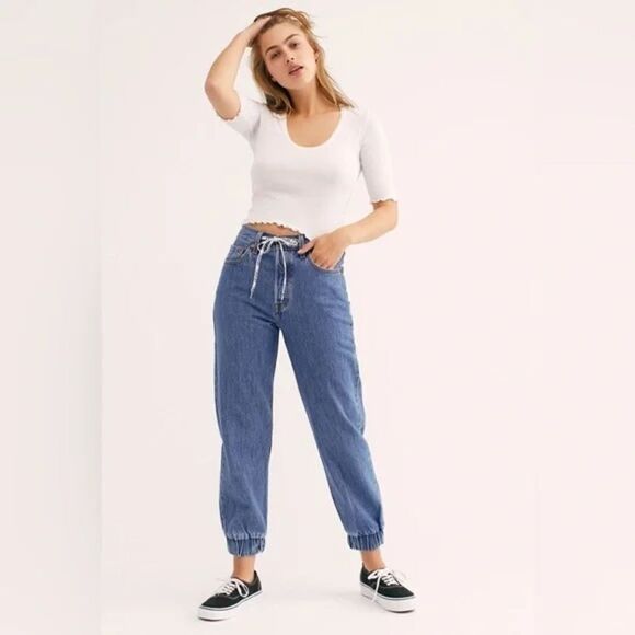 Levi's 501 Jeans Women's Jog My Memory Denim Joggers Size 27 Buttonfly High Rise - Picture 2 of 15